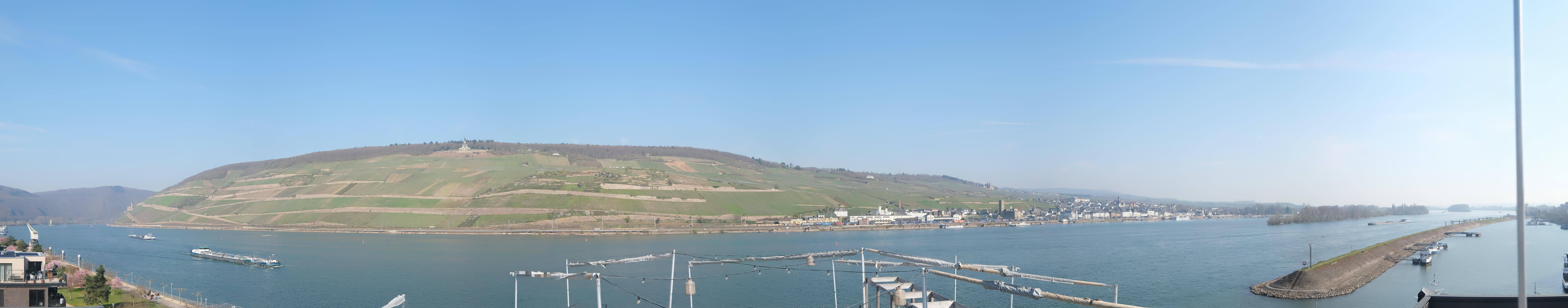 Archived image Webcam Bingen - Hotel Papa Rhein