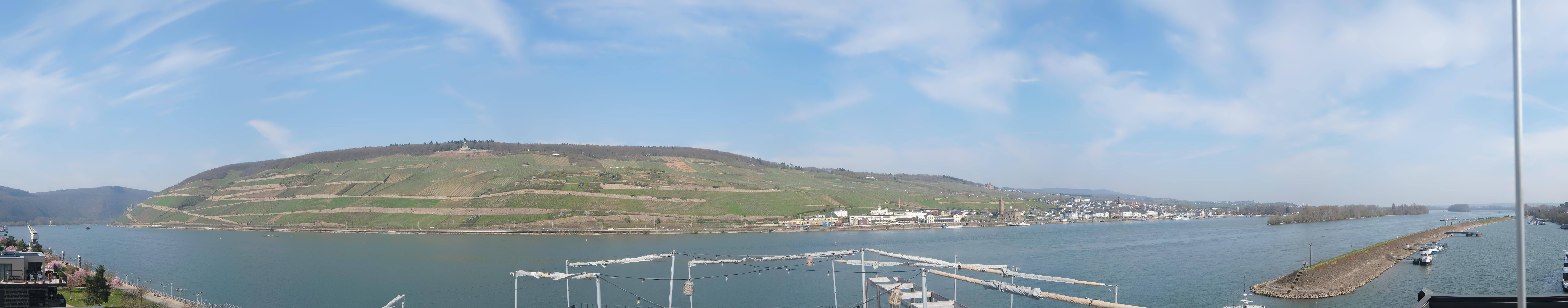 Archived image Webcam Bingen - Hotel Papa Rhein