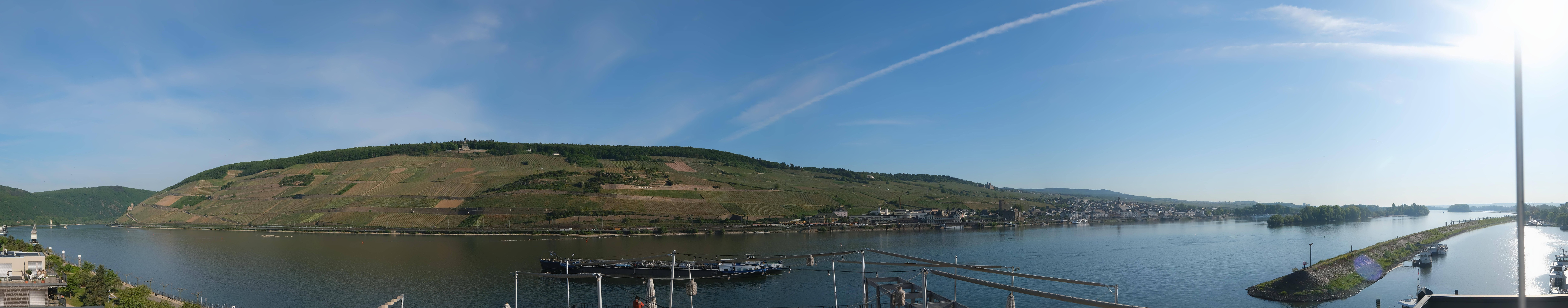 Archived image Webcam Bingen - Hotel Papa Rhein