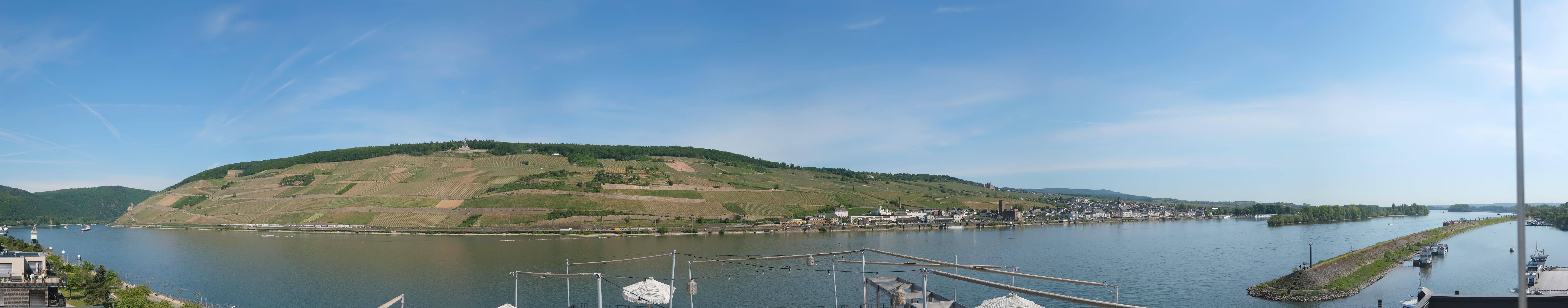 Archived image Webcam Bingen - Hotel Papa Rhein