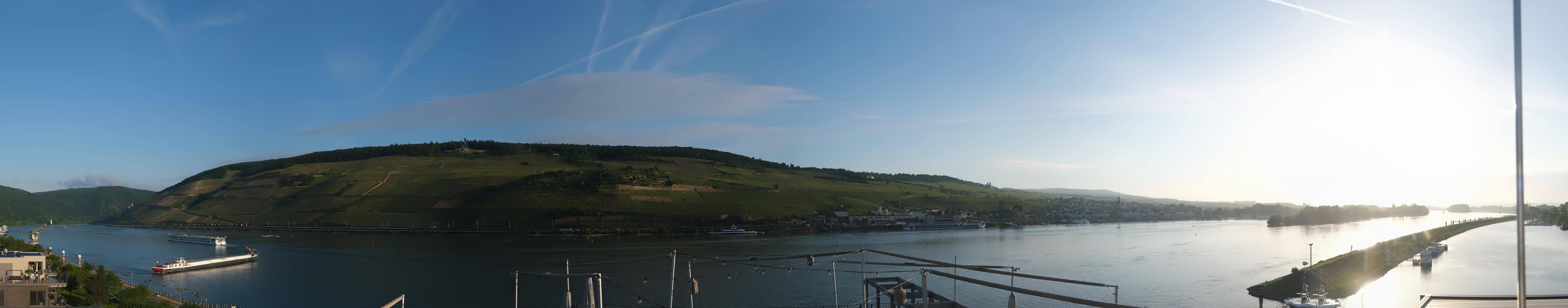 Archived image Webcam Bingen - Hotel Papa Rhein