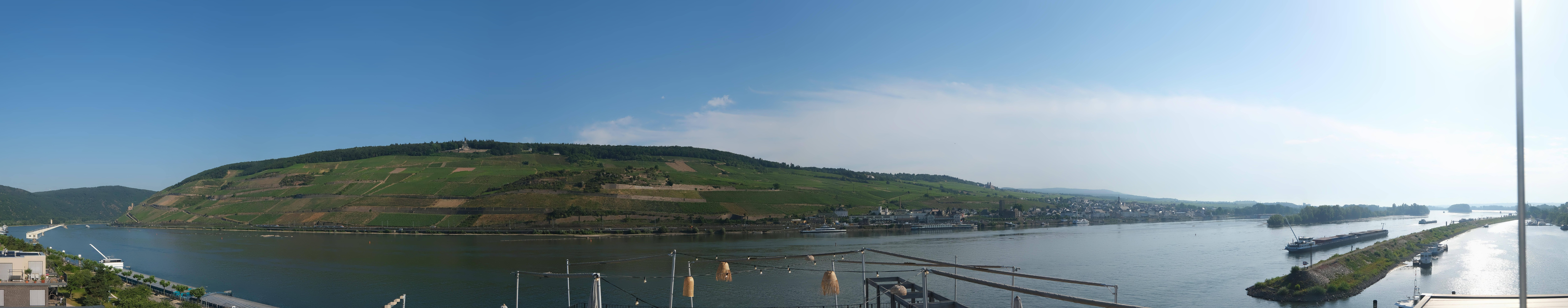 Archived image Webcam Bingen - Hotel Papa Rhein