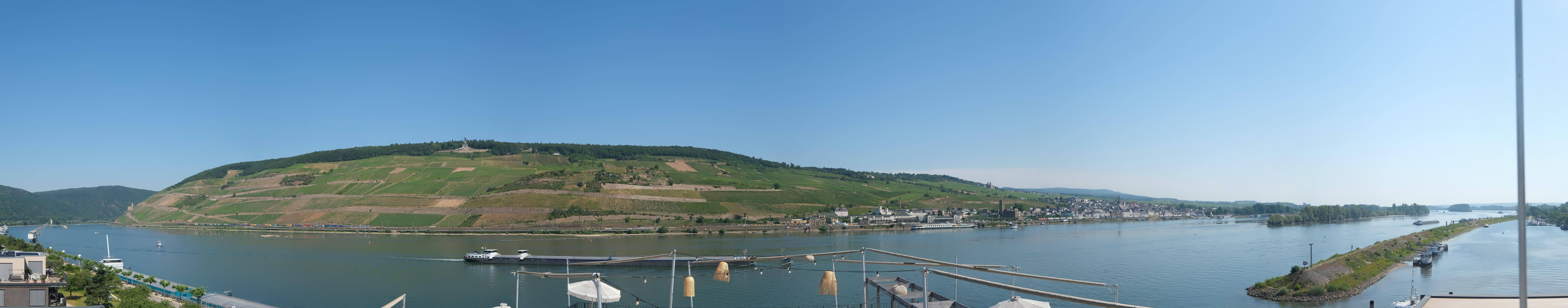 Archived image Webcam Bingen - Hotel Papa Rhein