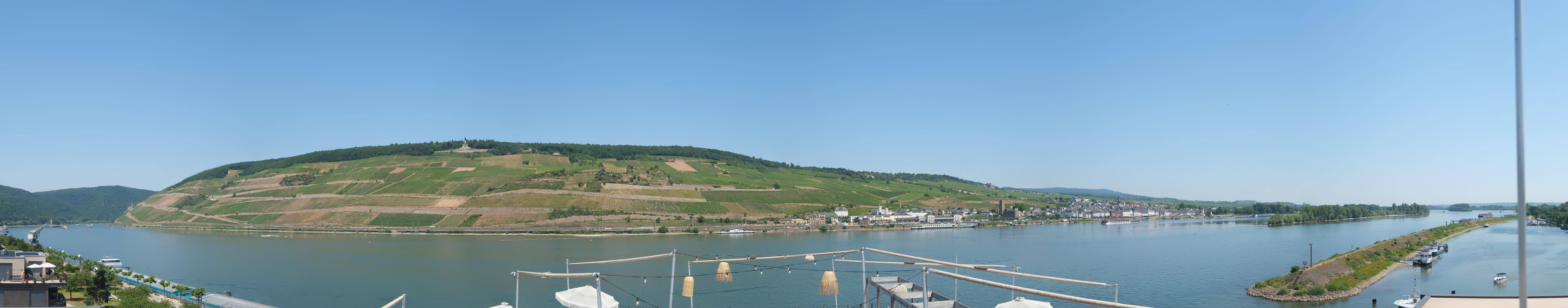 Archived image Webcam Bingen - Hotel Papa Rhein