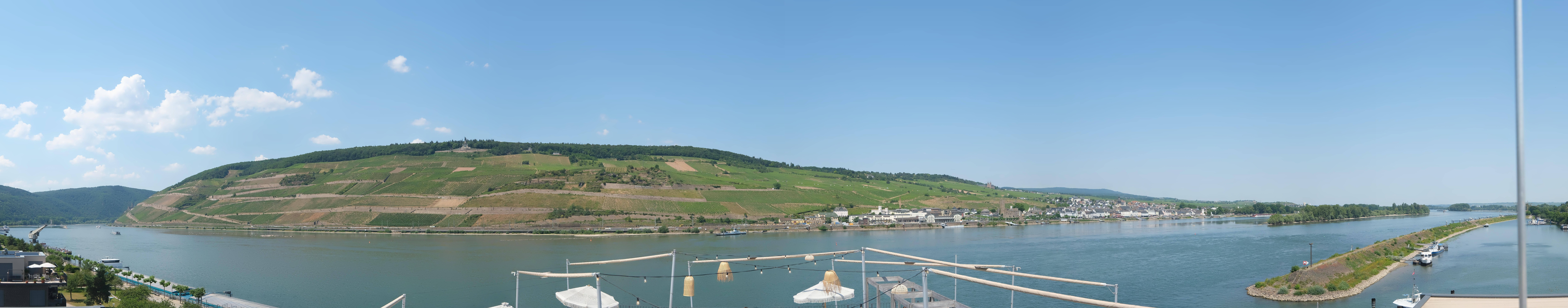 Archived image Webcam Bingen - Hotel Papa Rhein