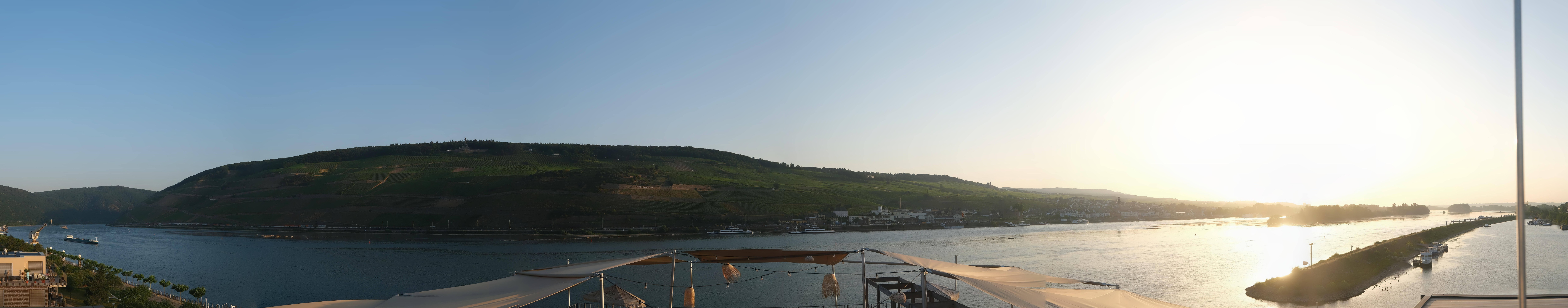 Archived image Webcam Bingen - Hotel Papa Rhein