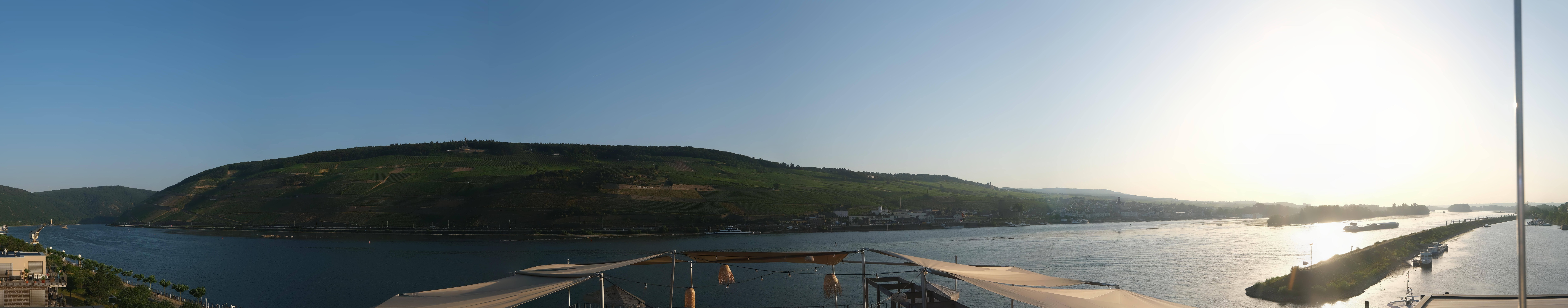 Archived image Webcam Bingen - Hotel Papa Rhein