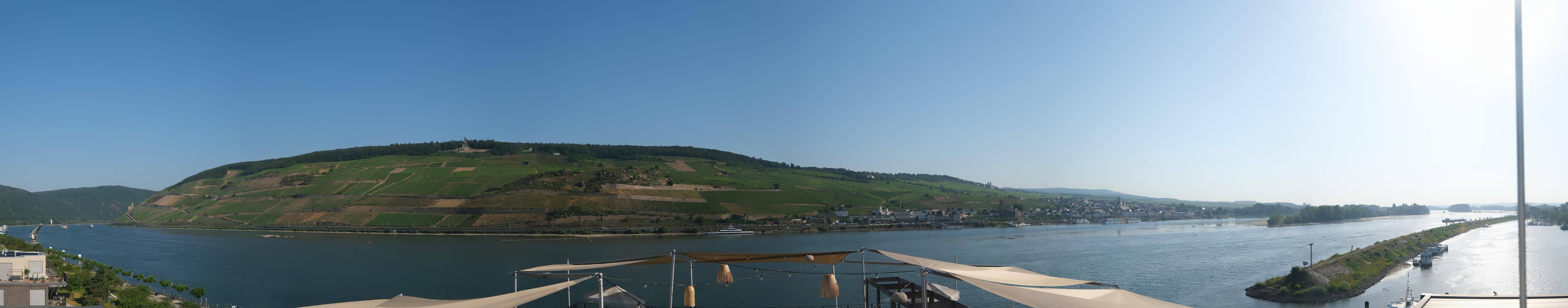 Archived image Webcam Bingen - Hotel Papa Rhein