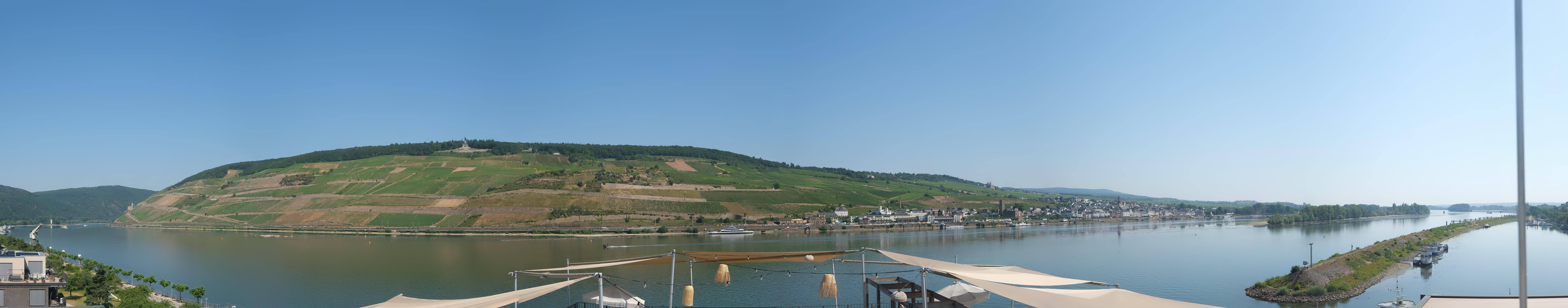 Archived image Webcam Bingen - Hotel Papa Rhein