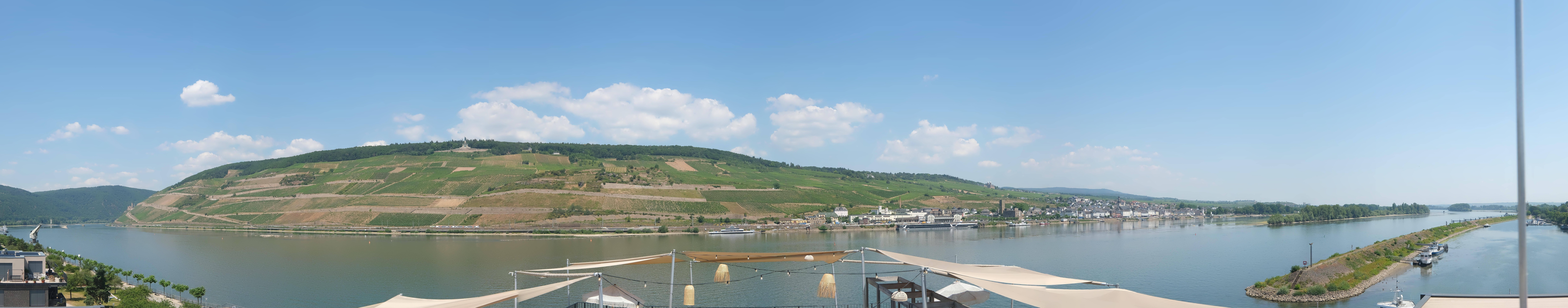 Archived image Webcam Bingen - Hotel Papa Rhein