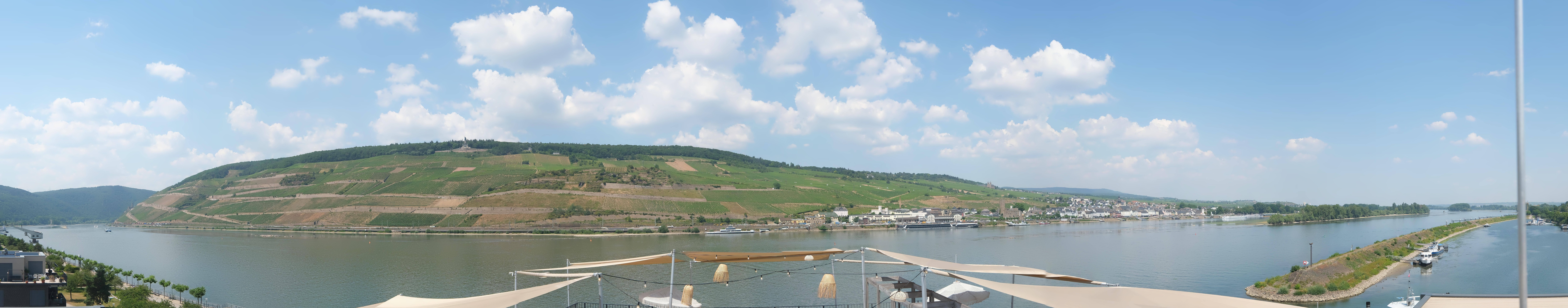 Archived image Webcam Bingen - Hotel Papa Rhein