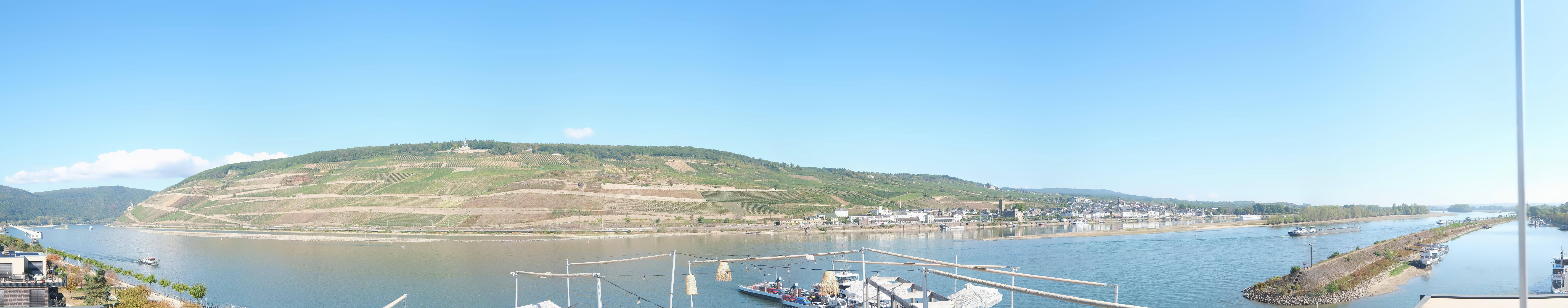 Archived image Webcam Bingen - Hotel Papa Rhein