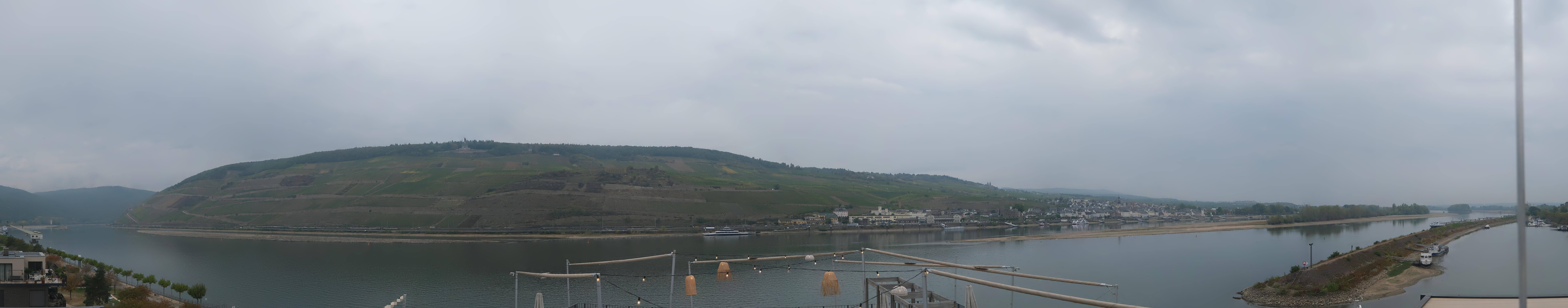 Archived image Webcam Bingen - Hotel Papa Rhein