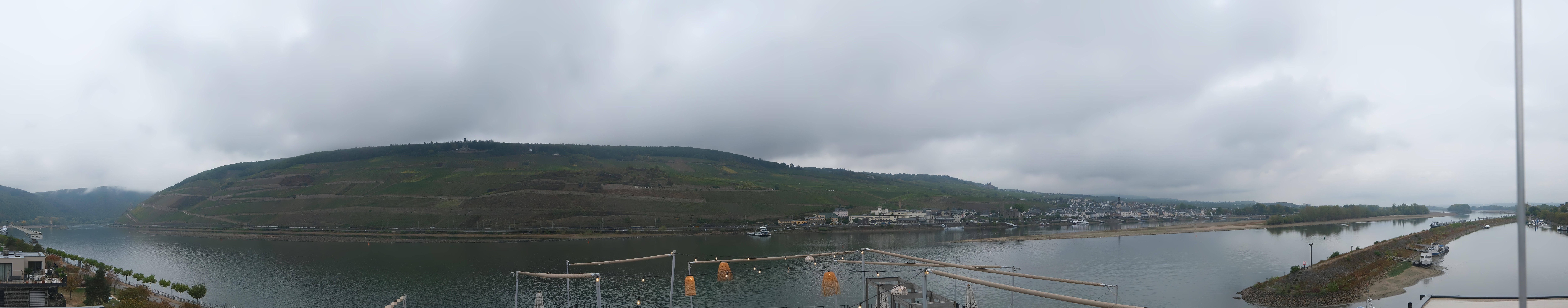 Archived image Webcam Bingen - Hotel Papa Rhein