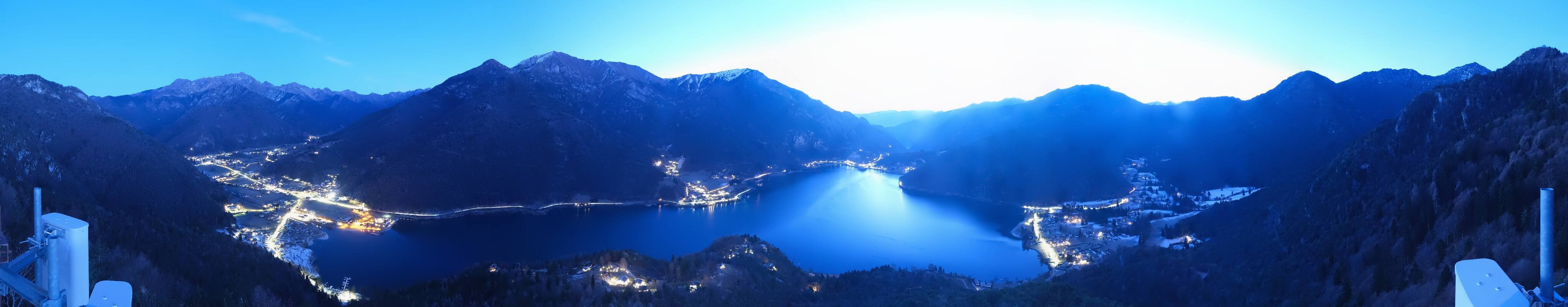 Archiv Foto Webcam Valle di Ledro - Blick auf den Ledrosee