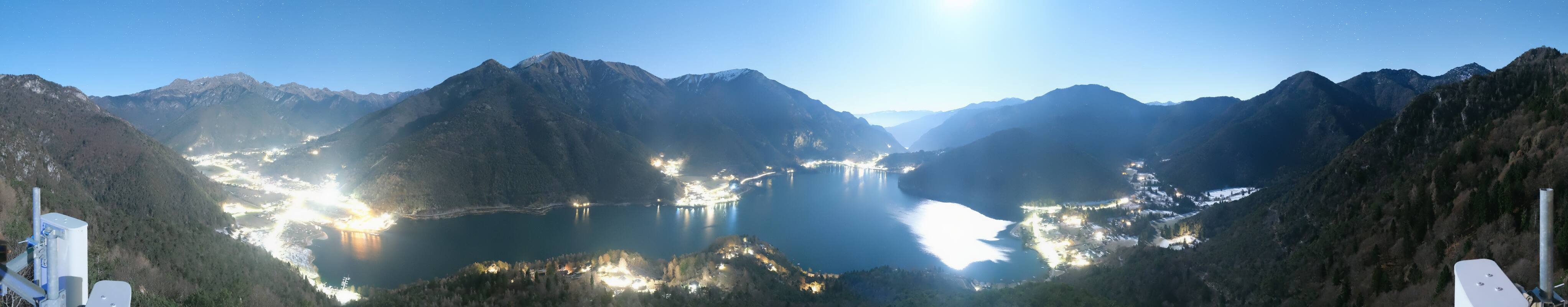 Archiv Foto Webcam Valle di Ledro - Blick auf den Ledrosee