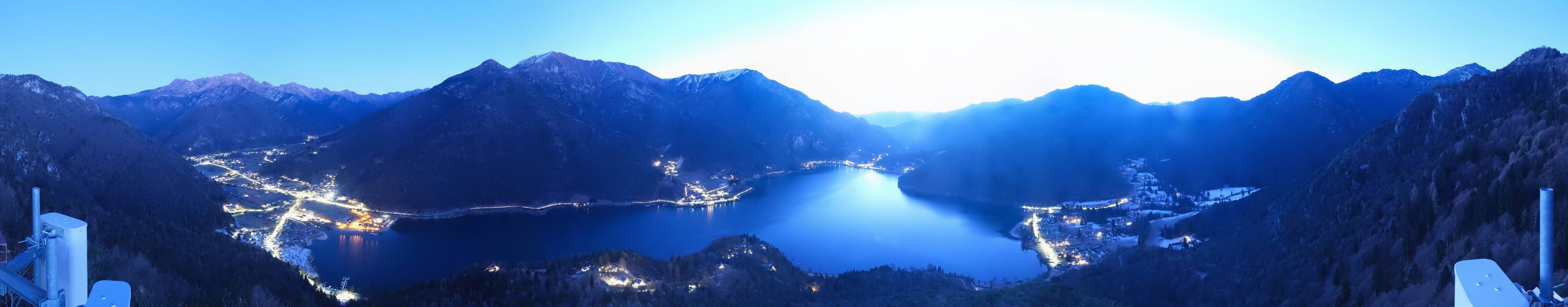 Archiv Foto Webcam Valle di Ledro - Blick auf den Ledrosee