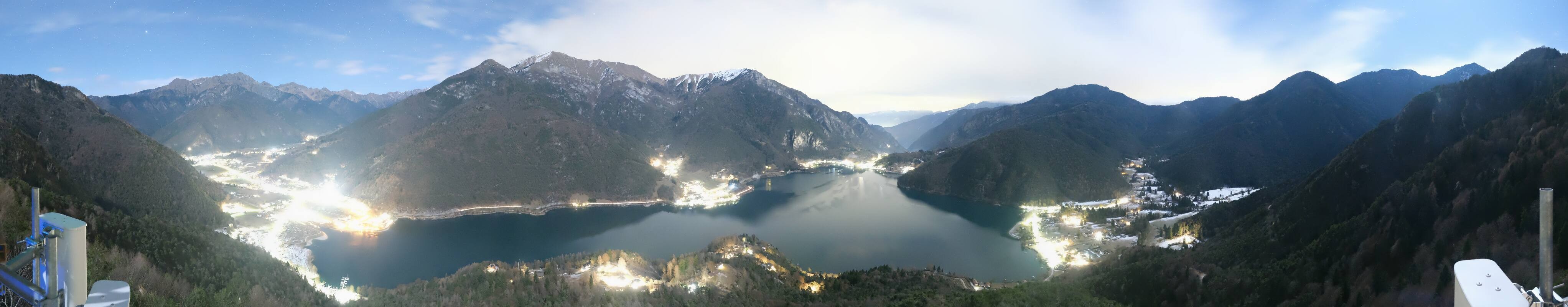 Archiv Foto Webcam Valle di Ledro - Blick auf den Ledrosee