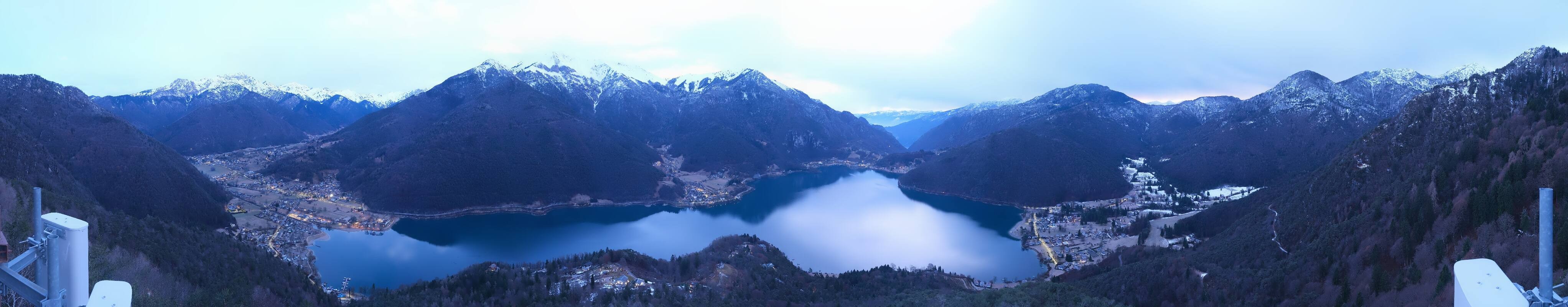 Archiv Foto Webcam Valle di Ledro - Blick auf den Ledrosee
