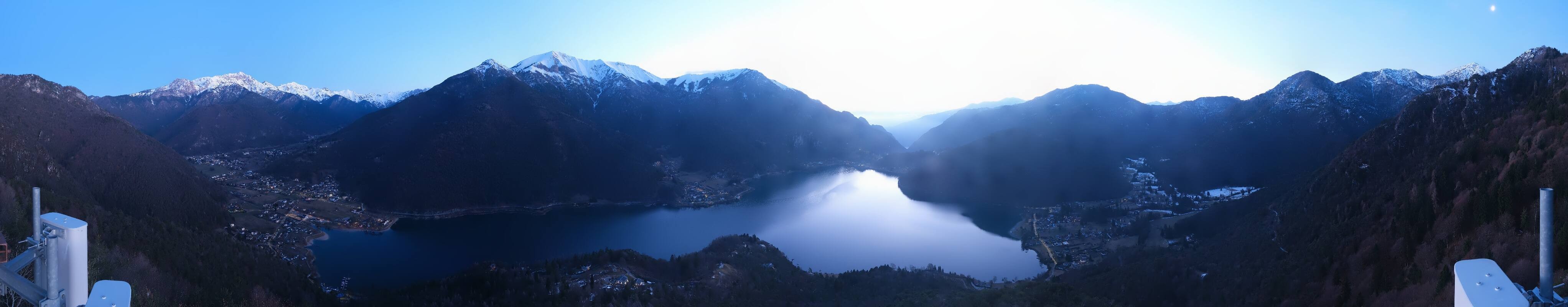 Archiv Foto Webcam Valle di Ledro - Blick auf den Ledrosee