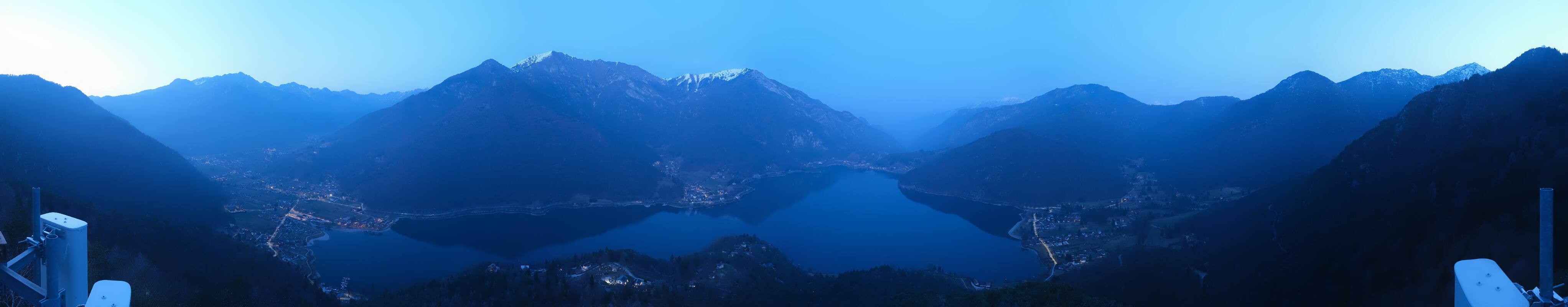 Archived image Webcam Valle di Ledro - Lago di Ledro