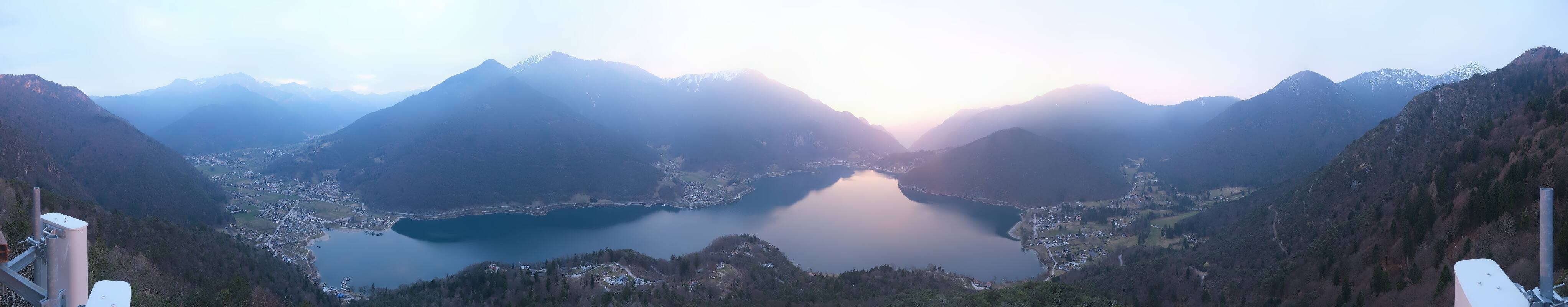 Archiv Foto Webcam Valle di Ledro - Blick auf den Ledrosee