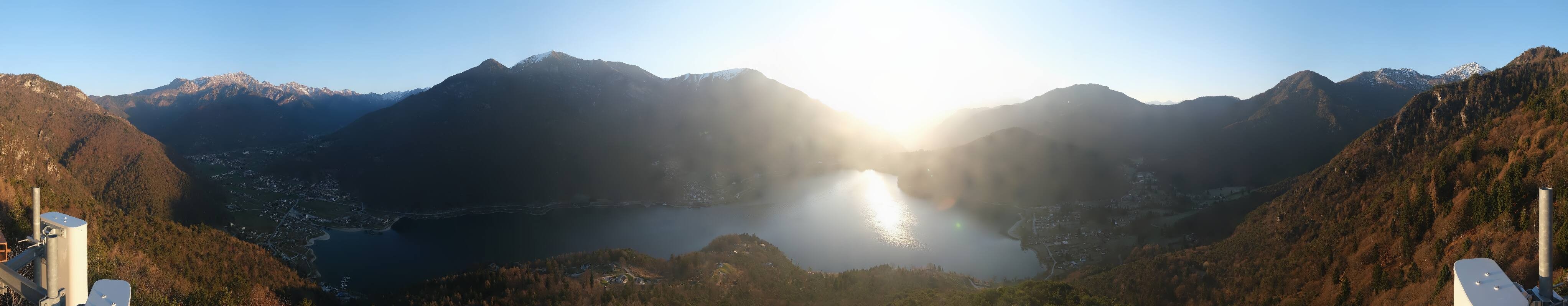 Archiv Foto Webcam Valle di Ledro - Blick auf den Ledrosee