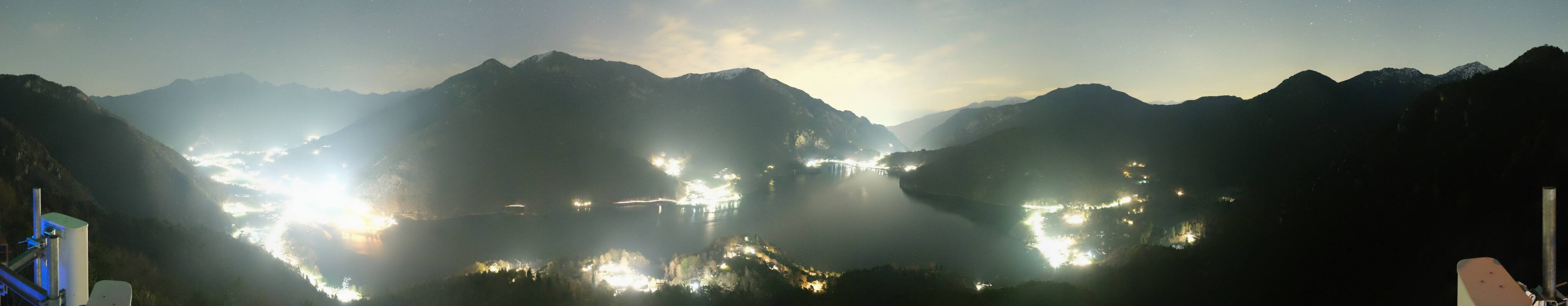 Archived image Webcam Valle di Ledro - Lago di Ledro