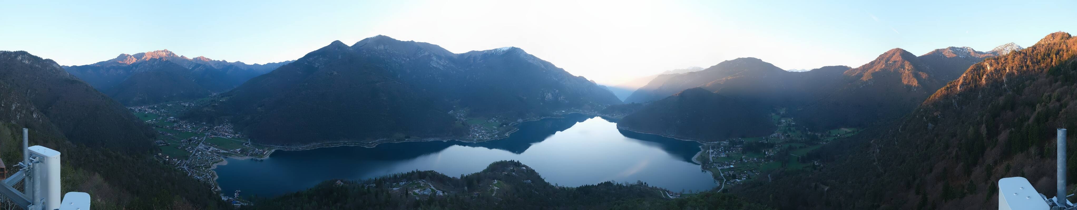 Archiv Foto Webcam Valle di Ledro - Blick auf den Ledrosee