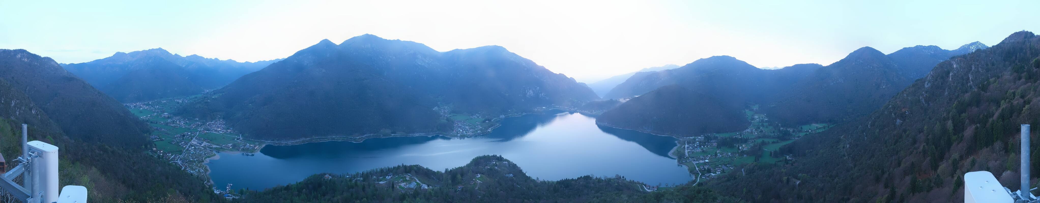 Archiv Foto Webcam Valle di Ledro - Blick auf den Ledrosee