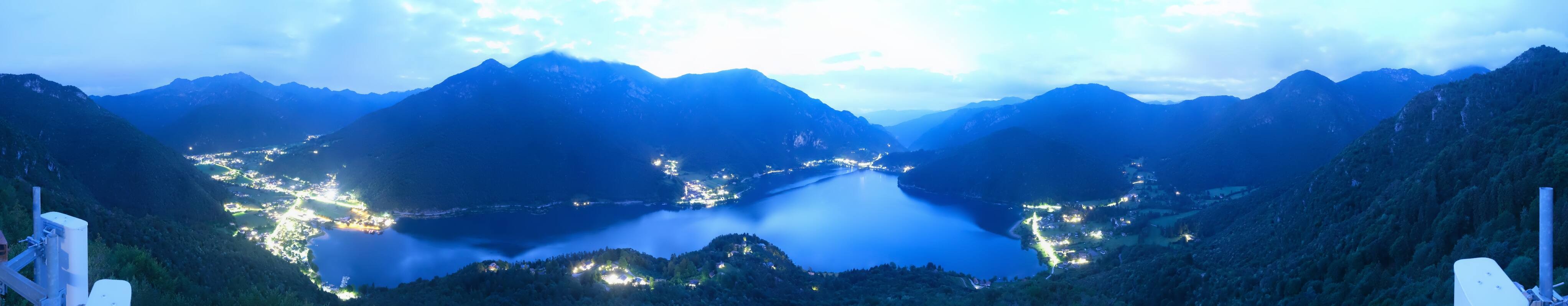 Archiv Foto Webcam Valle di Ledro - Blick auf den Ledrosee