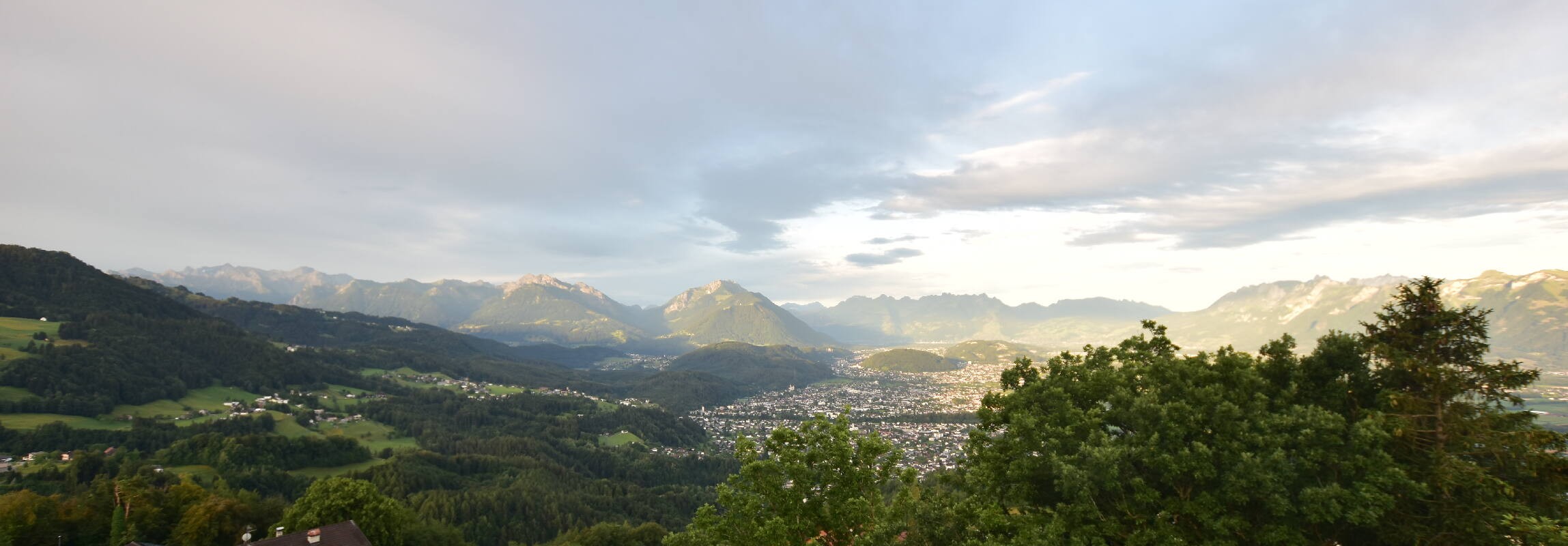 Archiv Foto Webcam Viktorsberg - Blick auf Feldkirch