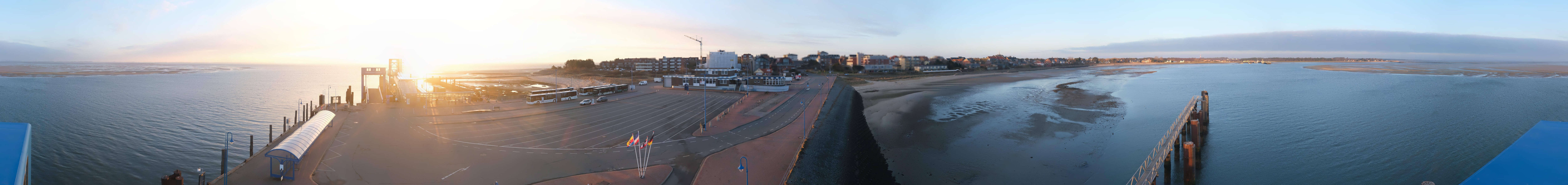 Archived image Webcam Amrum Island - Ferry dock Wittdün