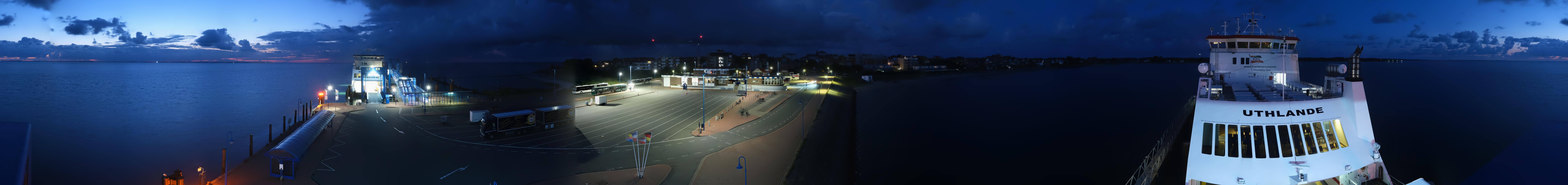 Archived image Webcam Amrum Island - Ferry dock Wittdün