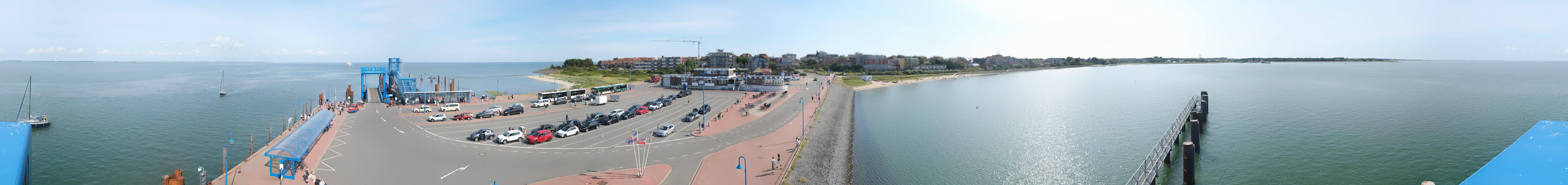 Archived image Webcam Amrum Island - Ferry dock Wittdün