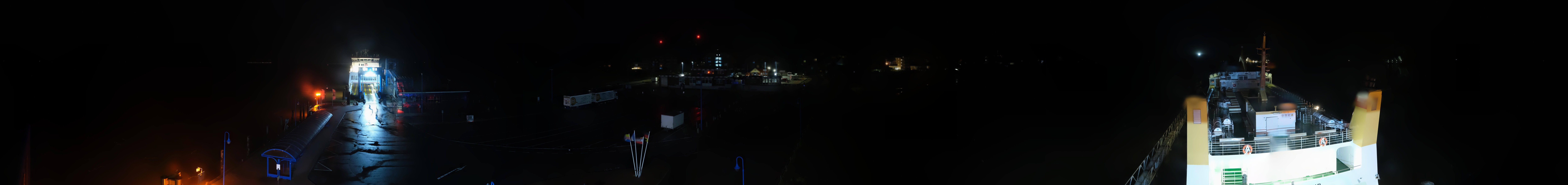 Archived image Webcam Amrum Island - Ferry dock Wittdün