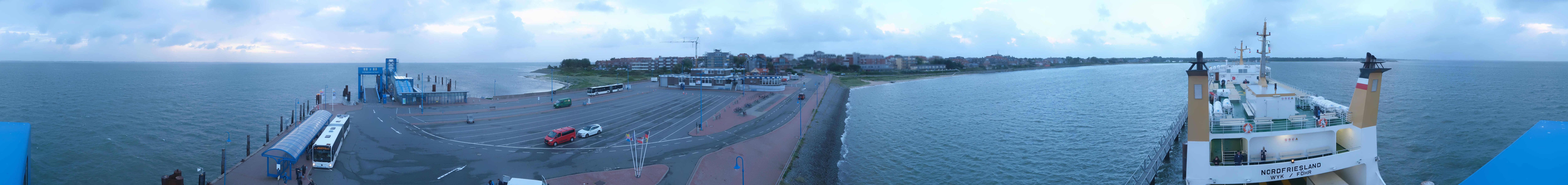 Archived image Webcam Amrum Island - Ferry dock Wittdün