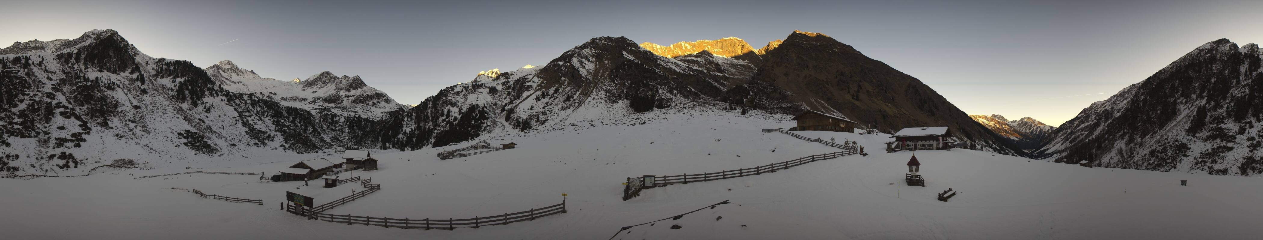 Archiv Foto Webcam Oberiss Alm im Stubaier Oberbergtal