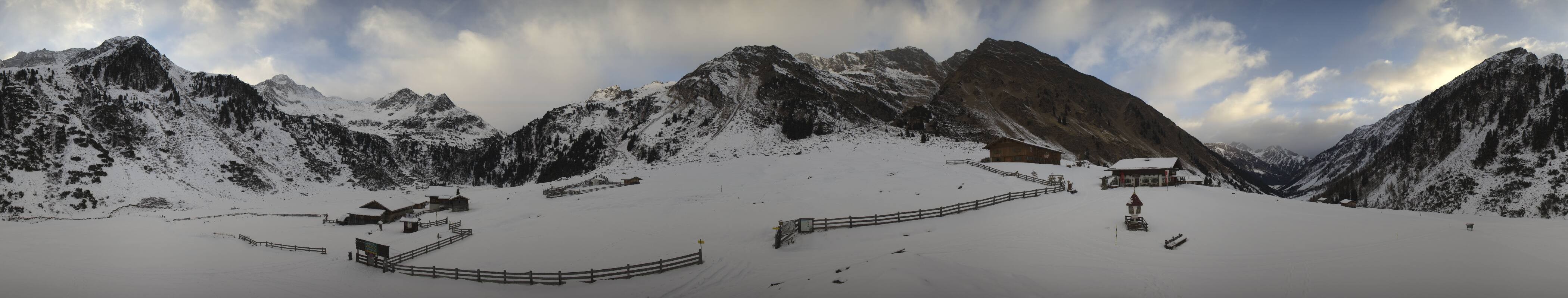 Archiv Foto Webcam Oberiss Alm im Stubaier Oberbergtal