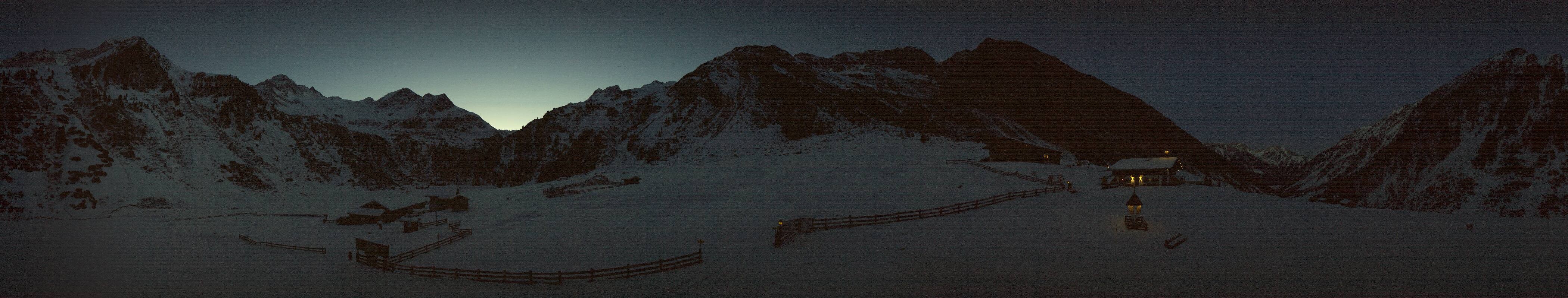 Archiv Foto Webcam Oberiss Alm im Stubaier Oberbergtal