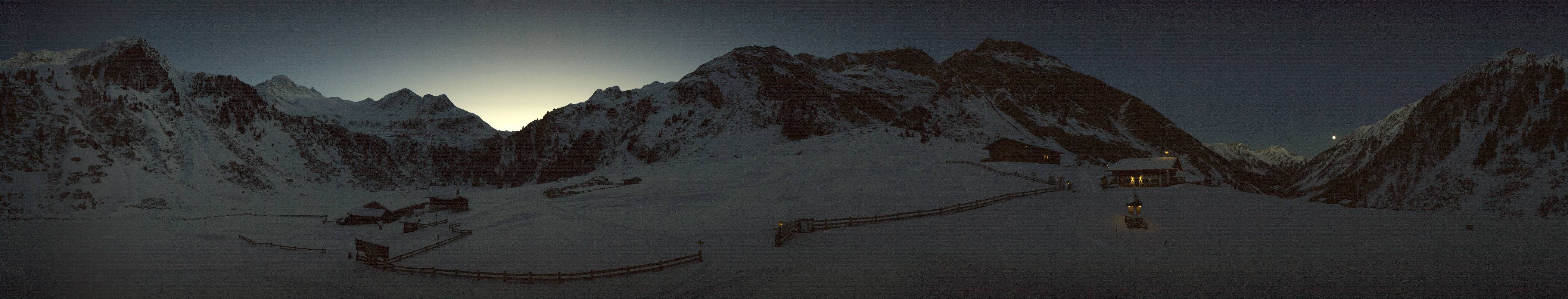 Archiv Foto Webcam Oberiss Alm im Stubaier Oberbergtal