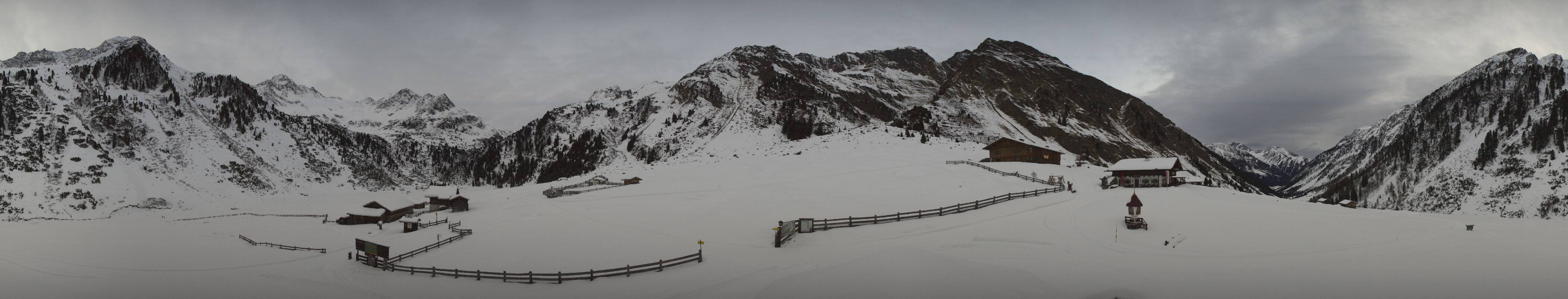 Archived image Webcam Stubai Oberberg valley - Oberiss Alm