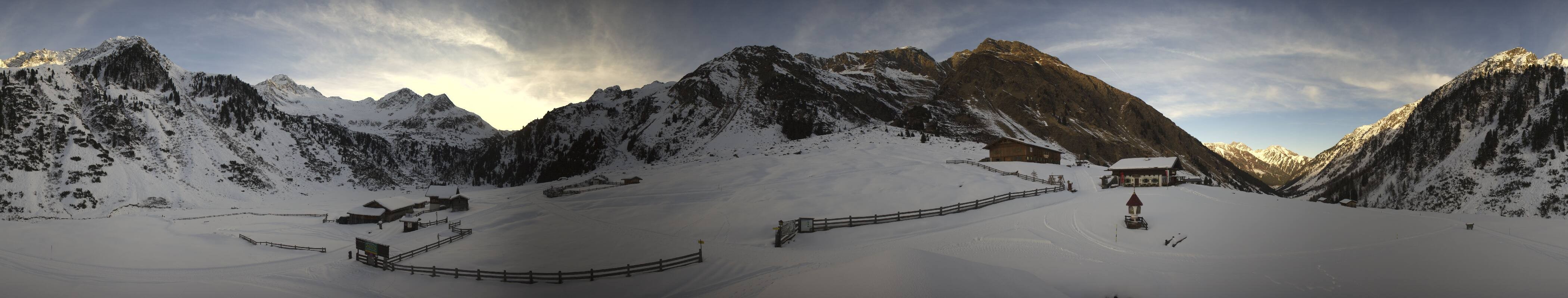 Archiv Foto Webcam Oberiss Alm im Stubaier Oberbergtal