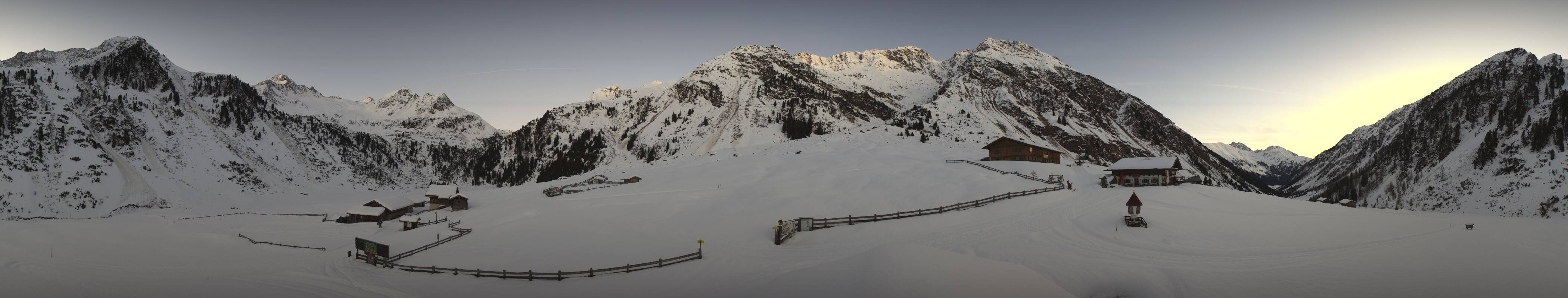Archiv Foto Webcam Oberiss Alm im Stubaier Oberbergtal