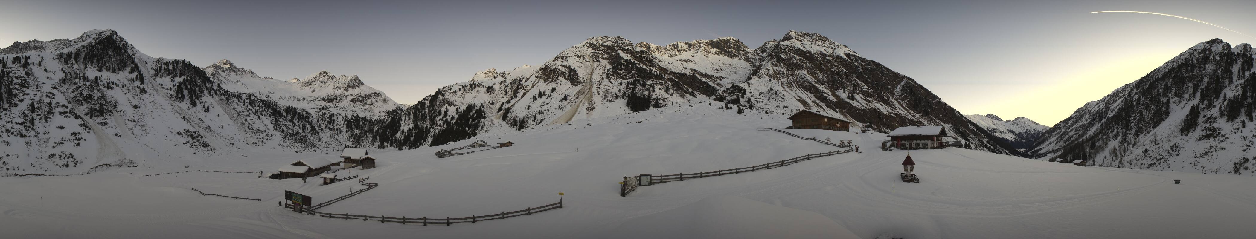 Archived image Webcam Stubai Oberberg valley - Oberiss Alm