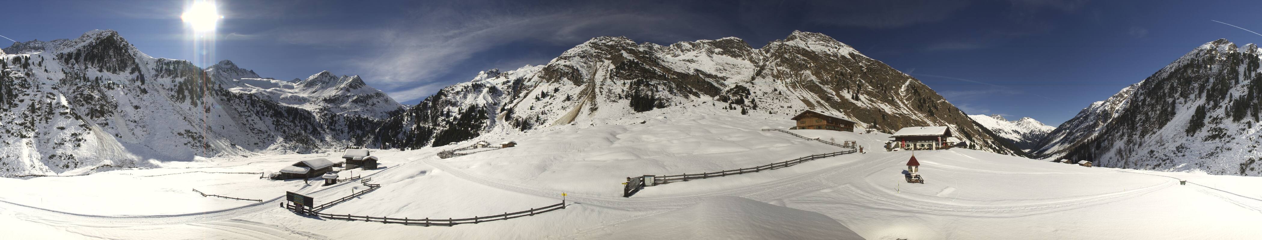 Archived image Webcam Stubai Oberberg valley - Oberiss Alm