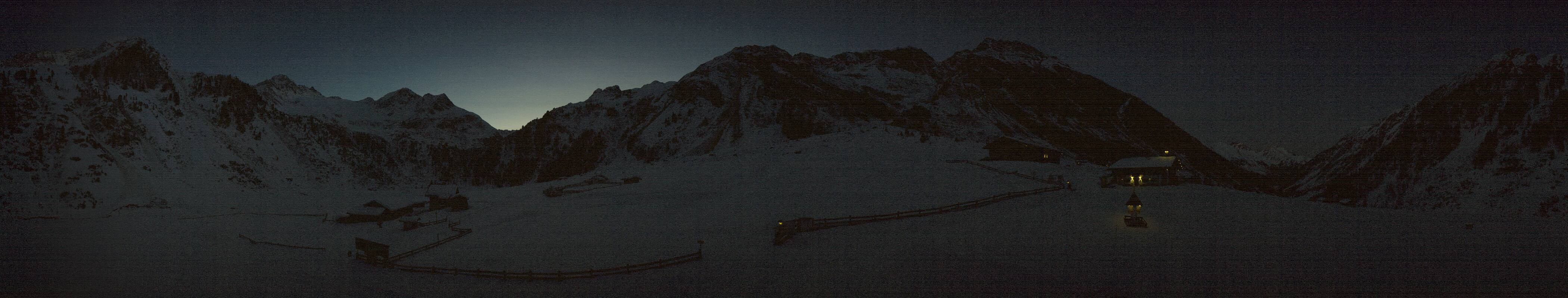 Archived image Webcam Stubai Oberberg valley - Oberiss Alm