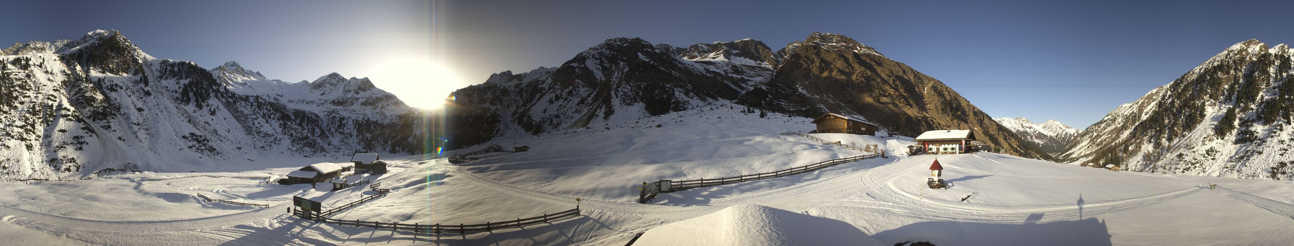 Archived image Webcam Stubai Oberberg valley - Oberiss Alm