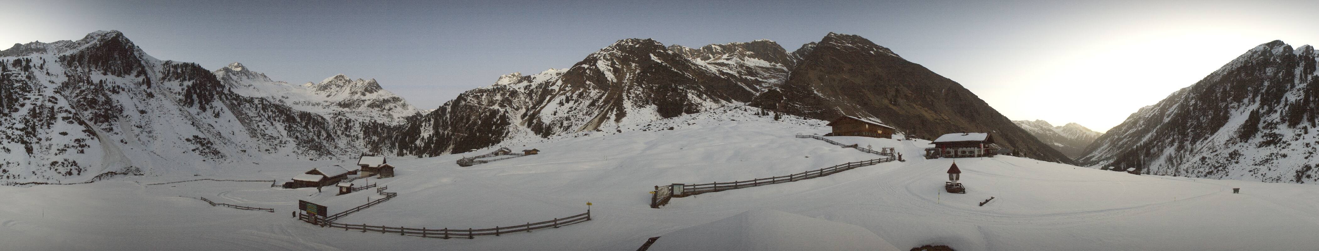 Archiv Foto Webcam Oberiss Alm im Stubaier Oberbergtal