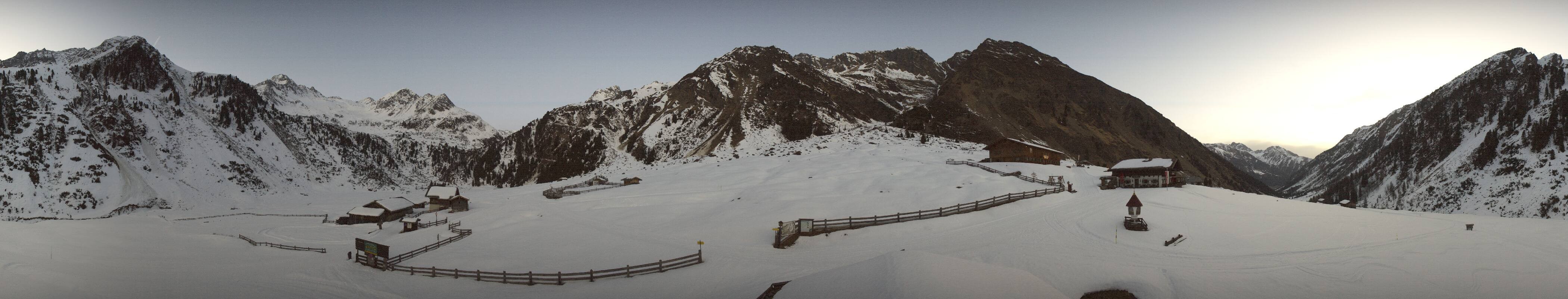 Archiv Foto Webcam Oberiss Alm im Stubaier Oberbergtal